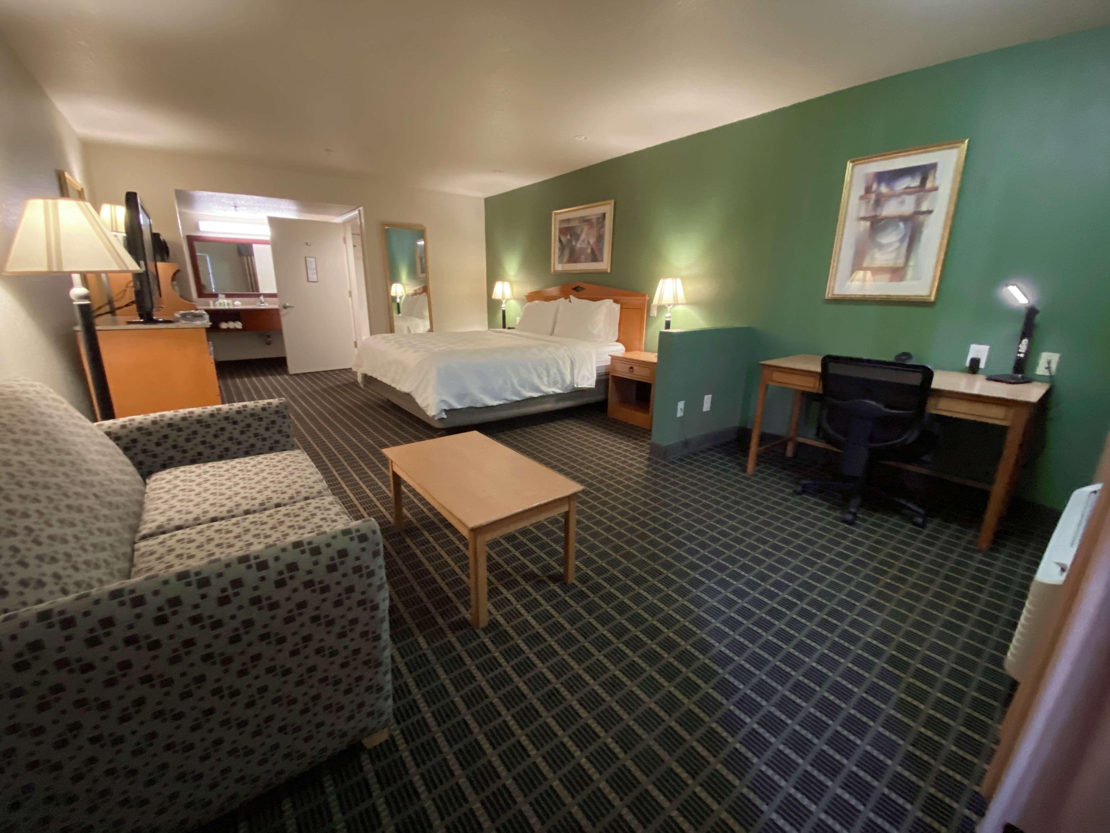 South Hotel 3*
