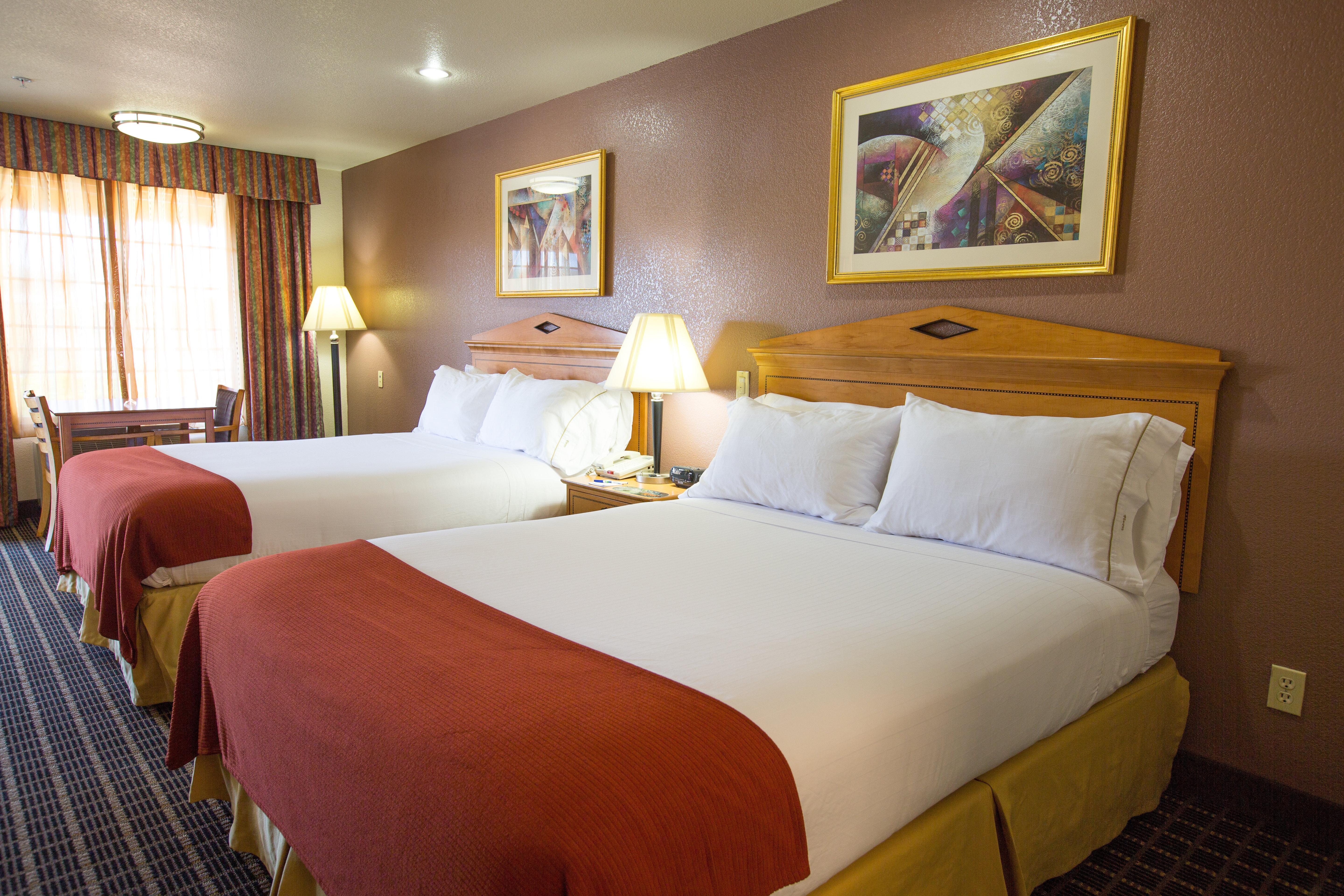 Hotel South