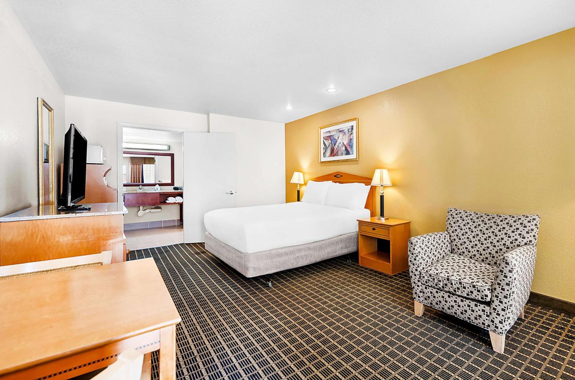 South 3* San José