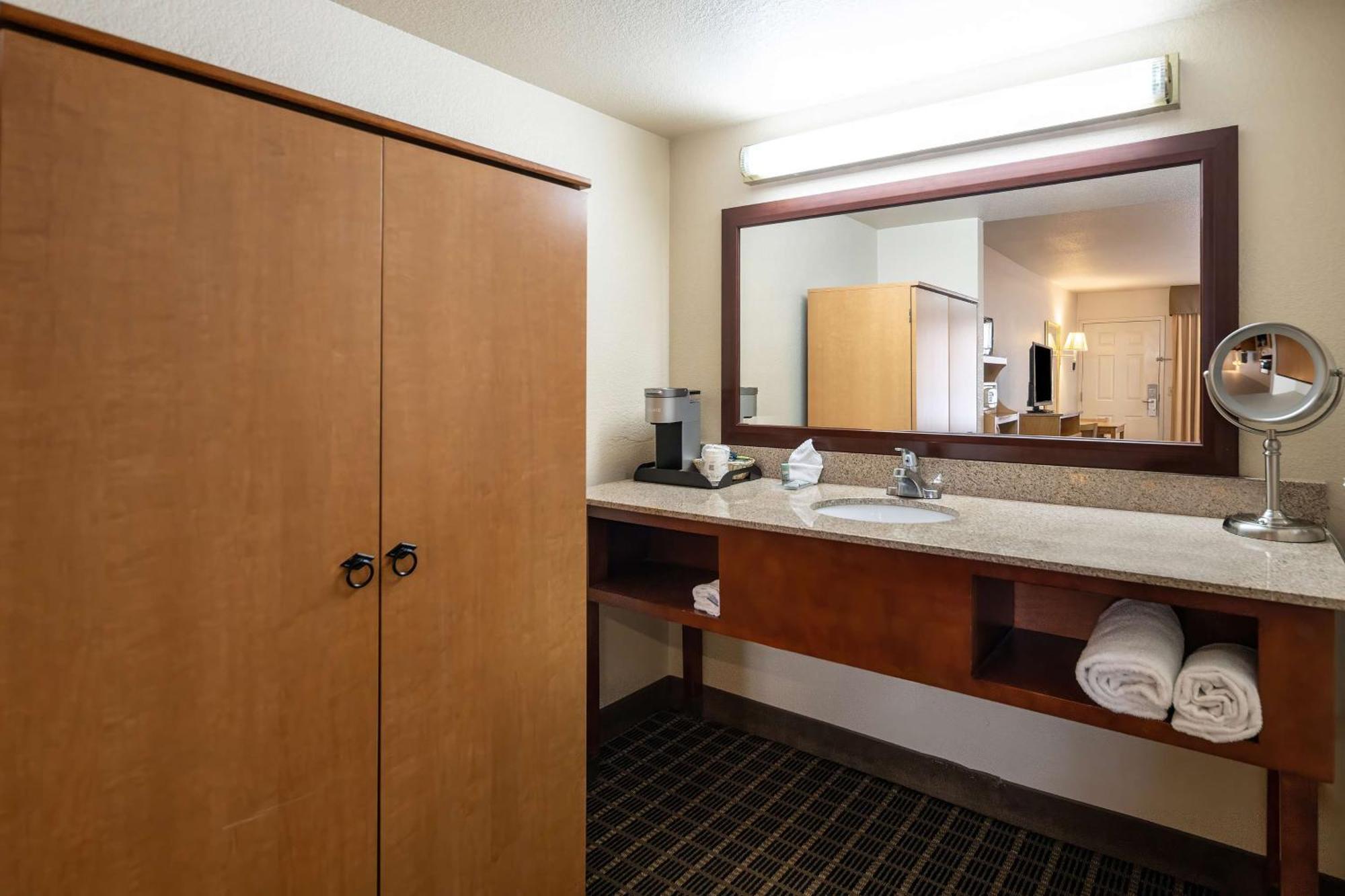 Hotel South 3*